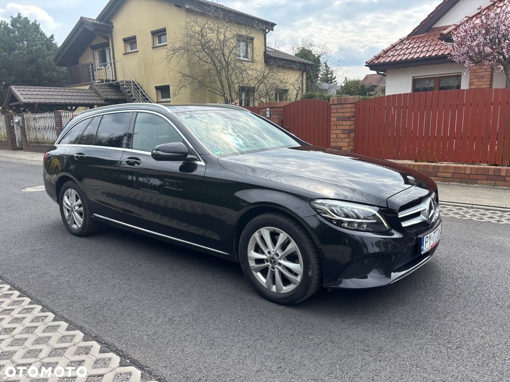Mercedes-Benz Klasa C 220 d 4Matic 9G-TRONIC Avantgarde - 2