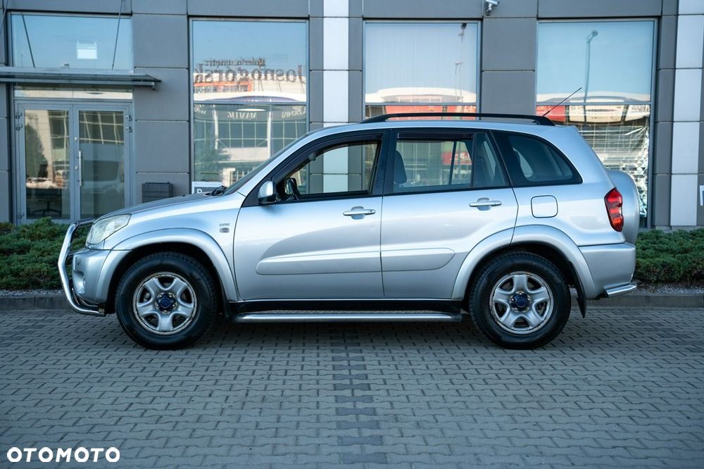 Toyota RAV4 4x4 Edition - 12
