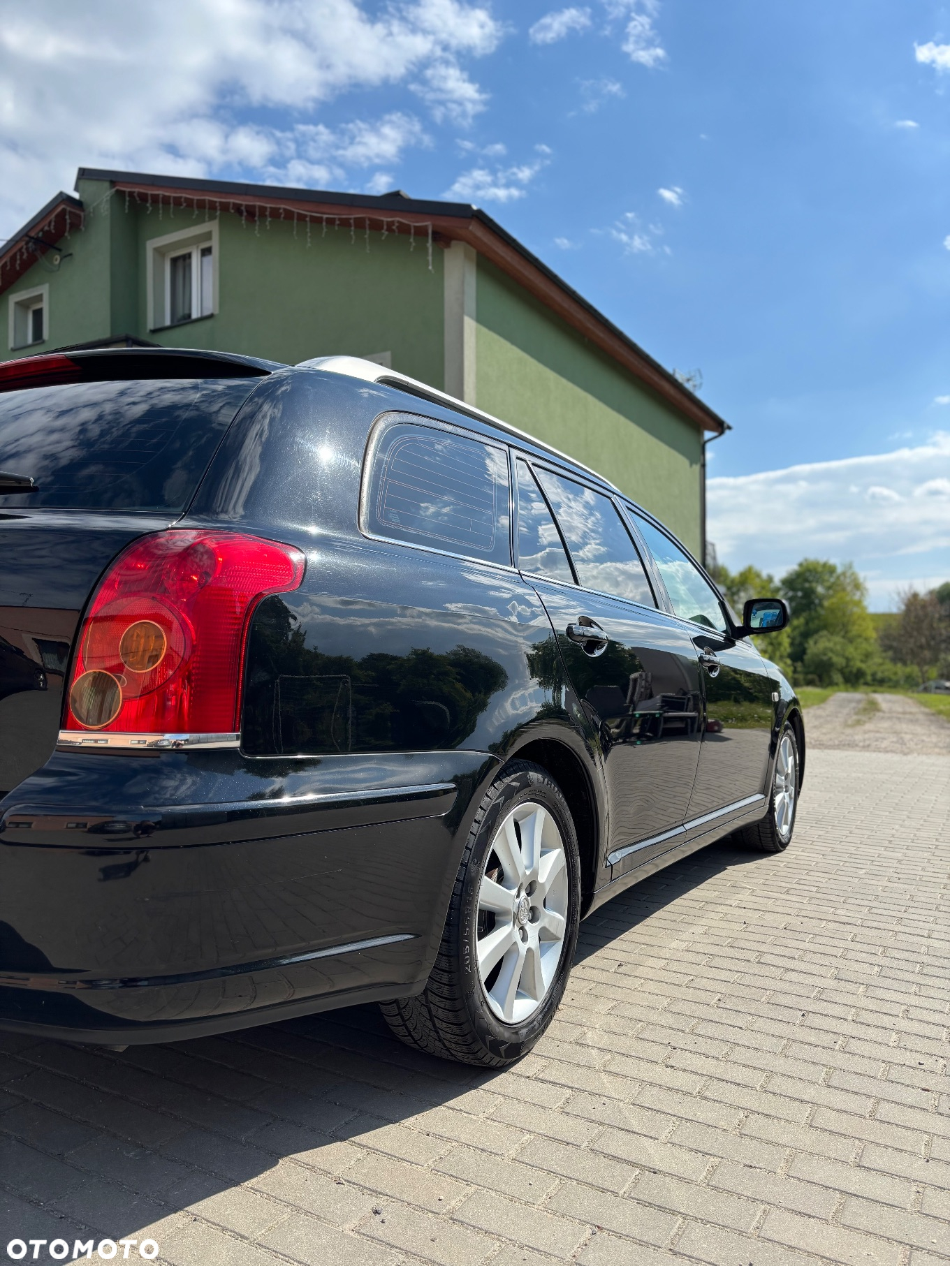 Toyota Avensis 2.0 D-4D Combi Sol - 9