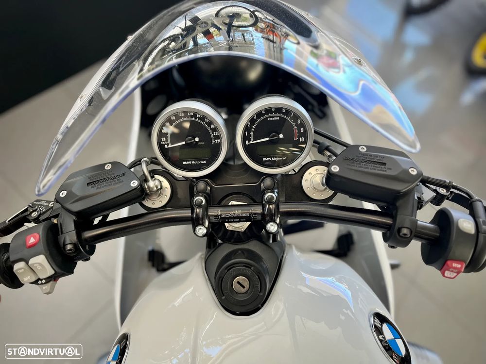 BMW R nineT Racer - 3
