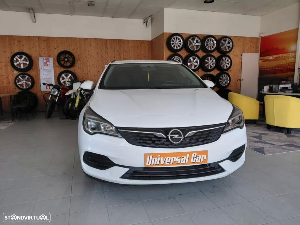 Opel Astra Sports Tourer 1.2 Turbo Business Edition - 4