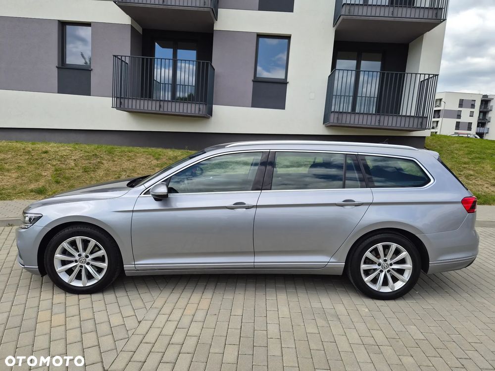 Volkswagen Passat 2.0 TDI SCR DSG Highline - 2