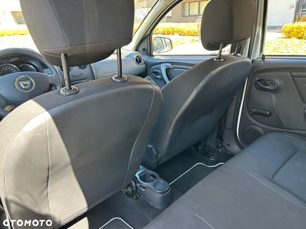 Dacia Duster 1.6 SCe Access S&S - 15