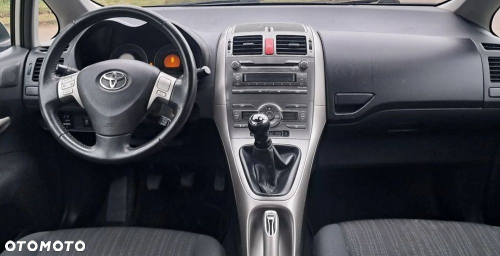 Toyota Auris 1.6 VVT-i Sol - 9