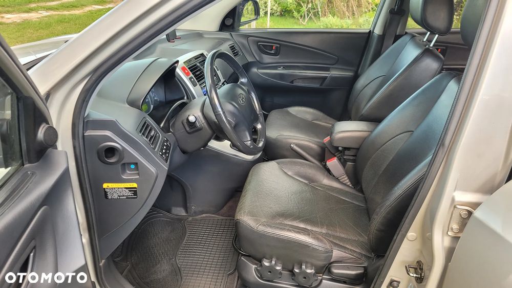Hyundai Tucson 2.0 CRDi VGT 4WD GLS - 9