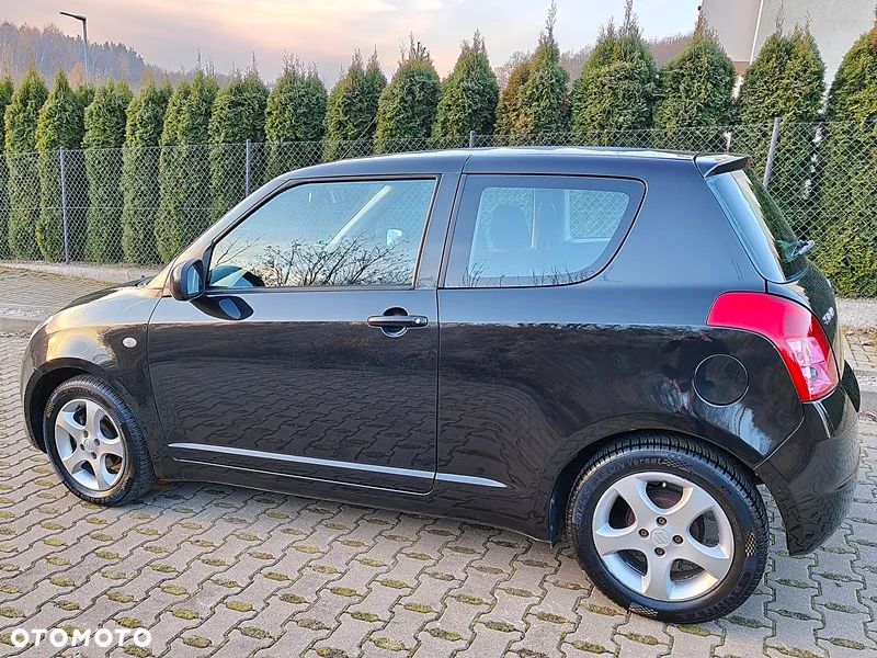 Suzuki Swift 1.5 Comfort - 32