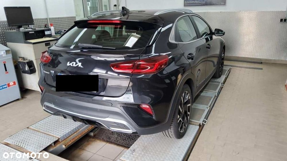 Kia XCeed - 32