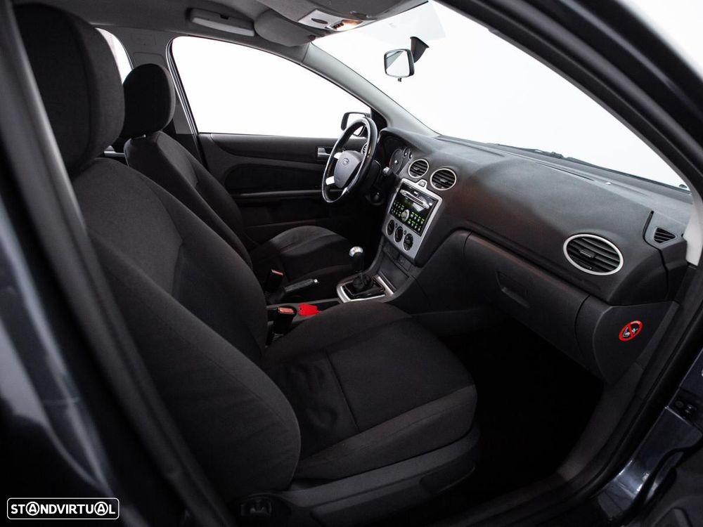 Ford Focus - 9