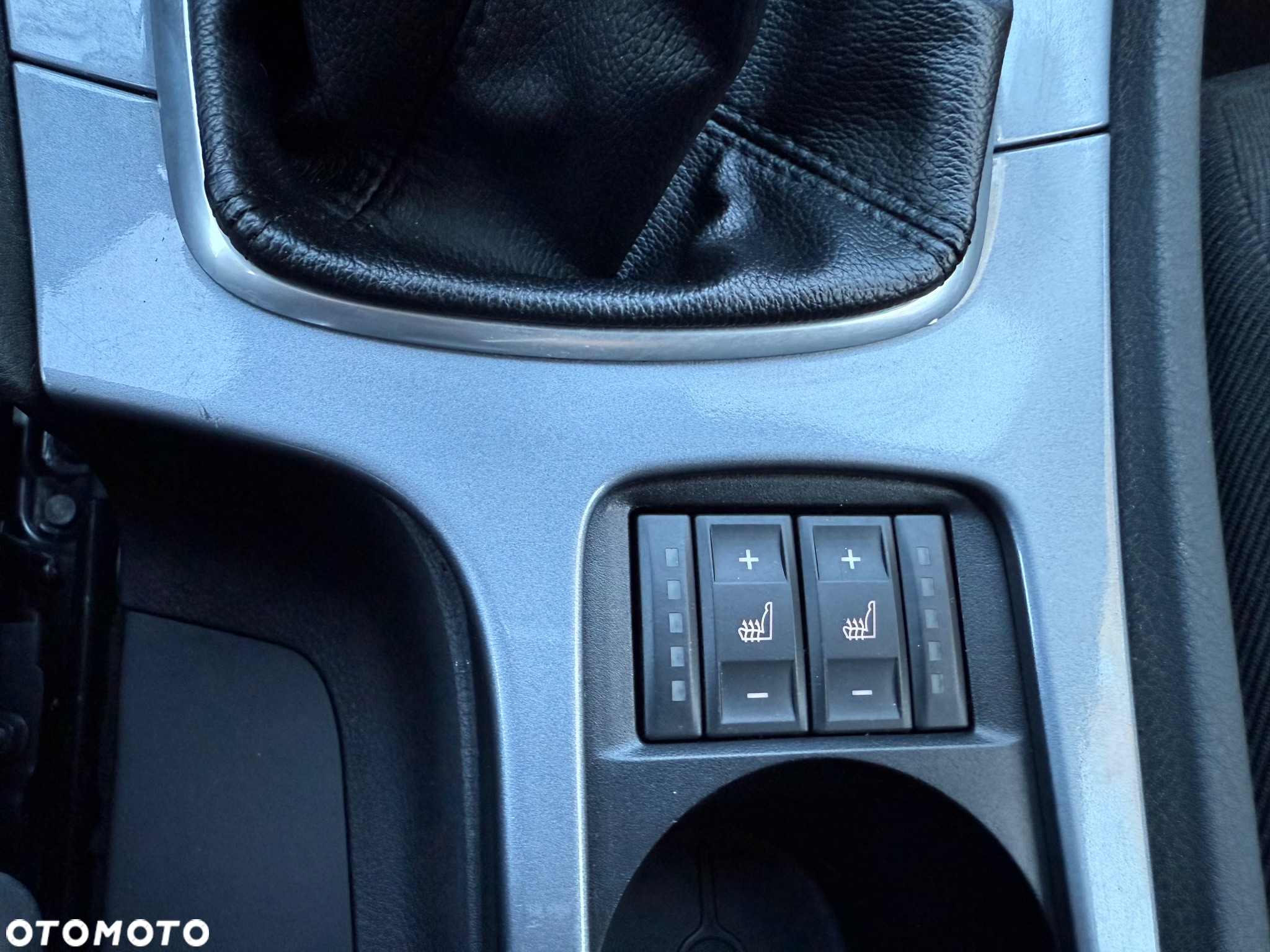 Ford Mondeo - 32