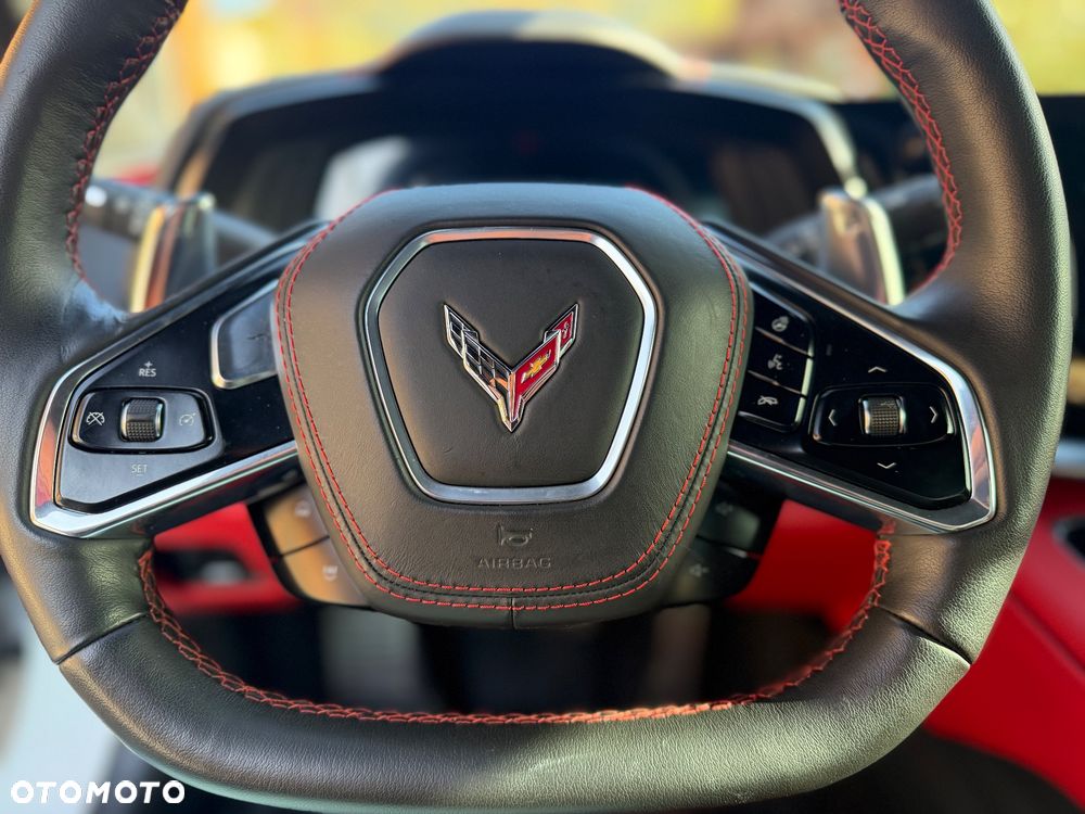 Chevrolet Corvette - 10