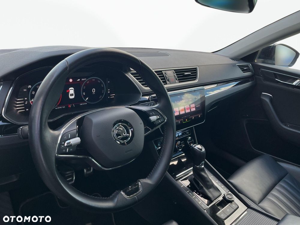 Skoda Superb 2.0 TDI SCR L&K DSG - 10