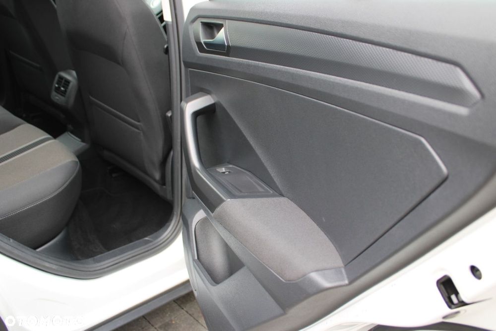 Volkswagen T-Roc - 30