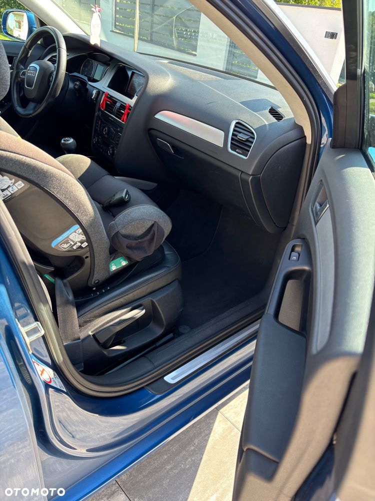 Audi A4 Avant 2.0 TDI DPF Ambition - 15