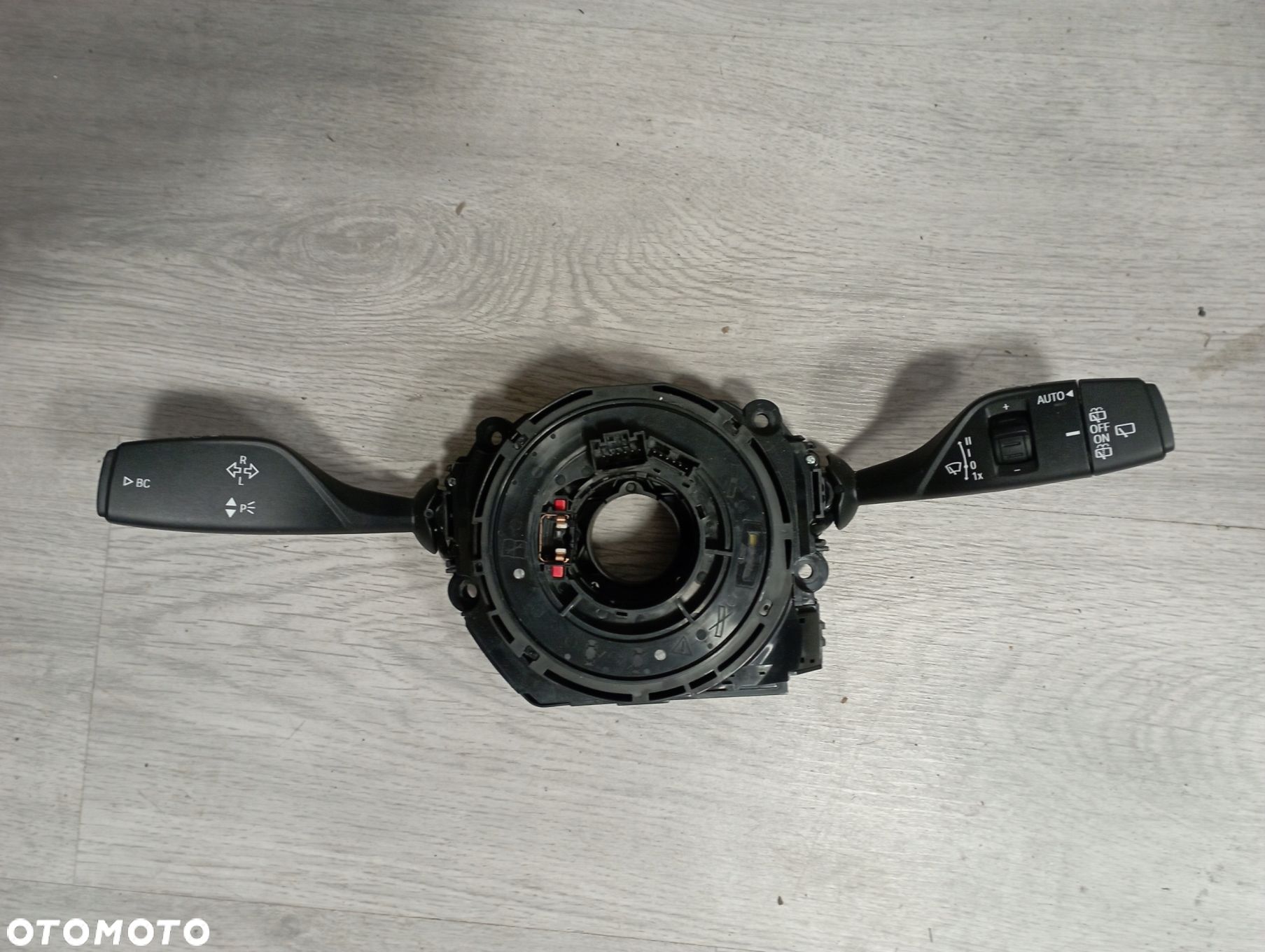 BMW X1 F45 F48 PRZEŁĄCZNIK ZESPOLONY MANETKI 9368597 - 1