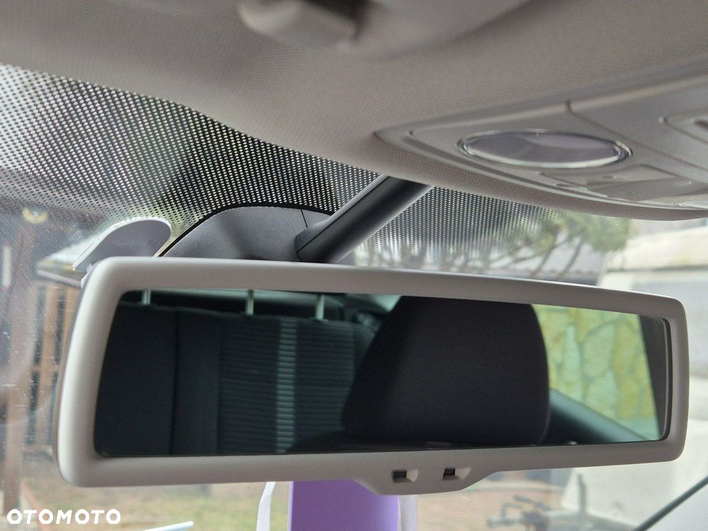 Volkswagen Tiguan - 18