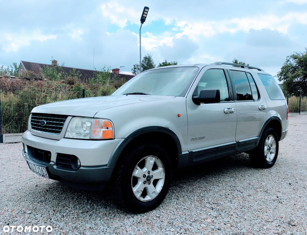Ford Explorer 4.6 - 10