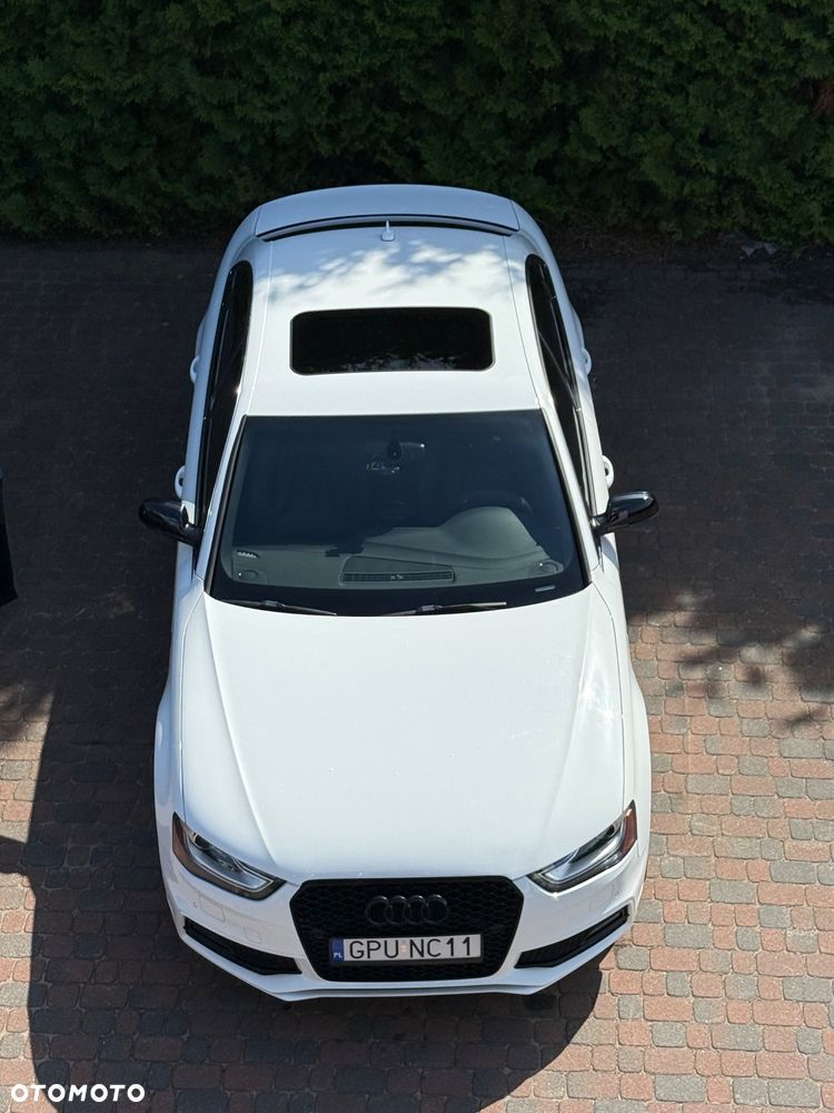 Audi A4 Limousine - 5
