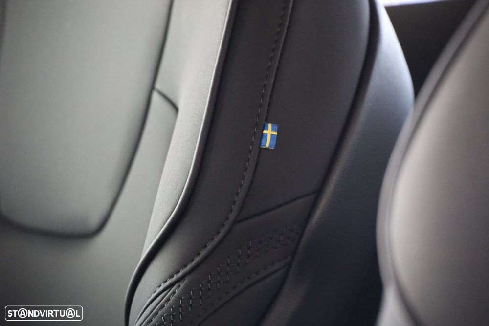 Volvo XC 60 T6 AWD Plus Bright - 11