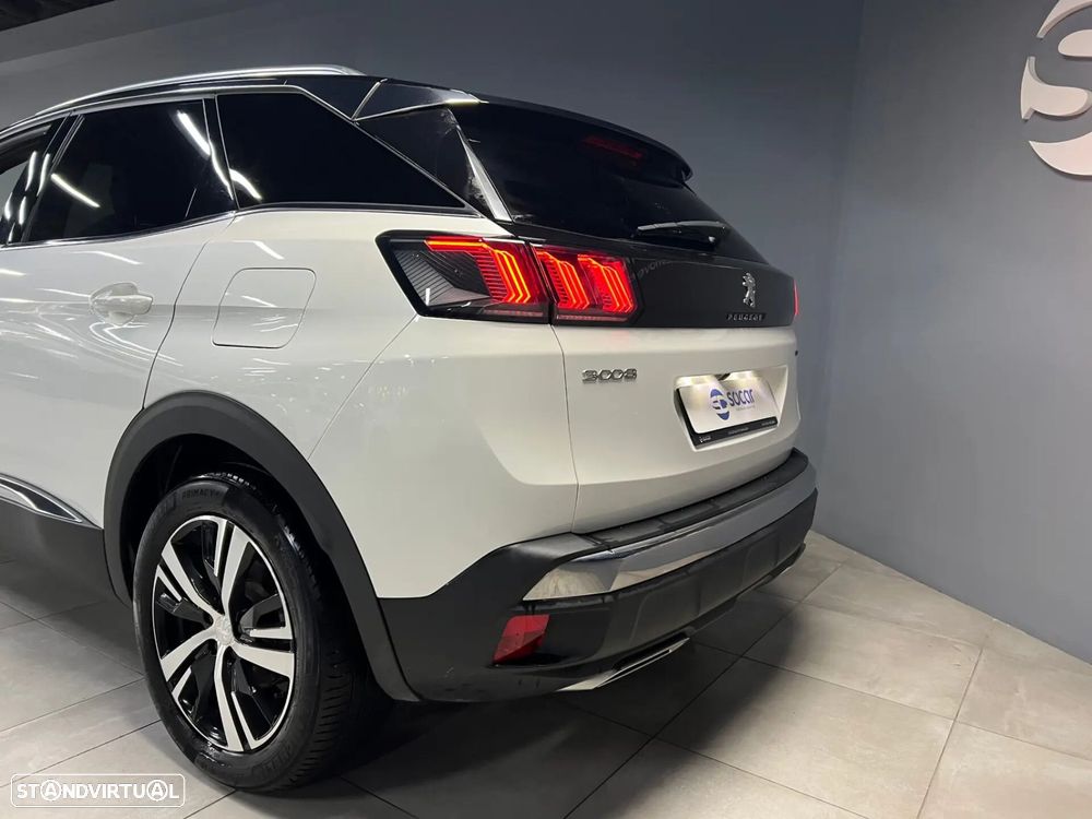 Peugeot 3008 1.6 Hybrid GT Pack e-EAT8 - 9