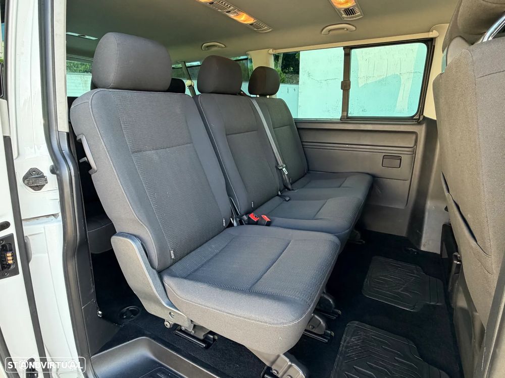 VW Transporter Caravelle Longa EU6 Comfortline - 8