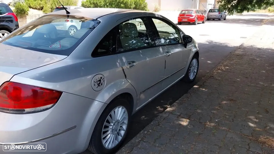 Fiat Linea 1.3 M-Jet Emotion - 8