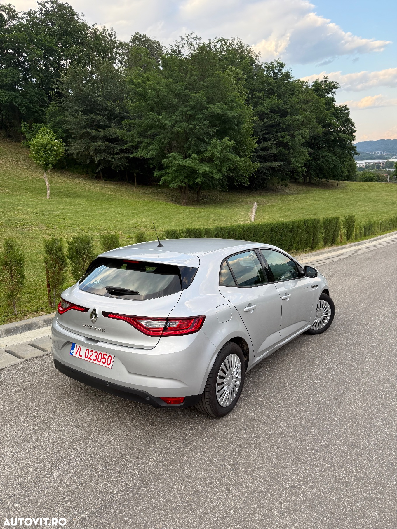 Renault Megane BLUE dCi Intens - 5