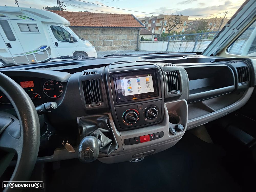 Rapido Le Randonneur 9097F CHASSI AL-KO Cama transversal + BASCULANTE - 55