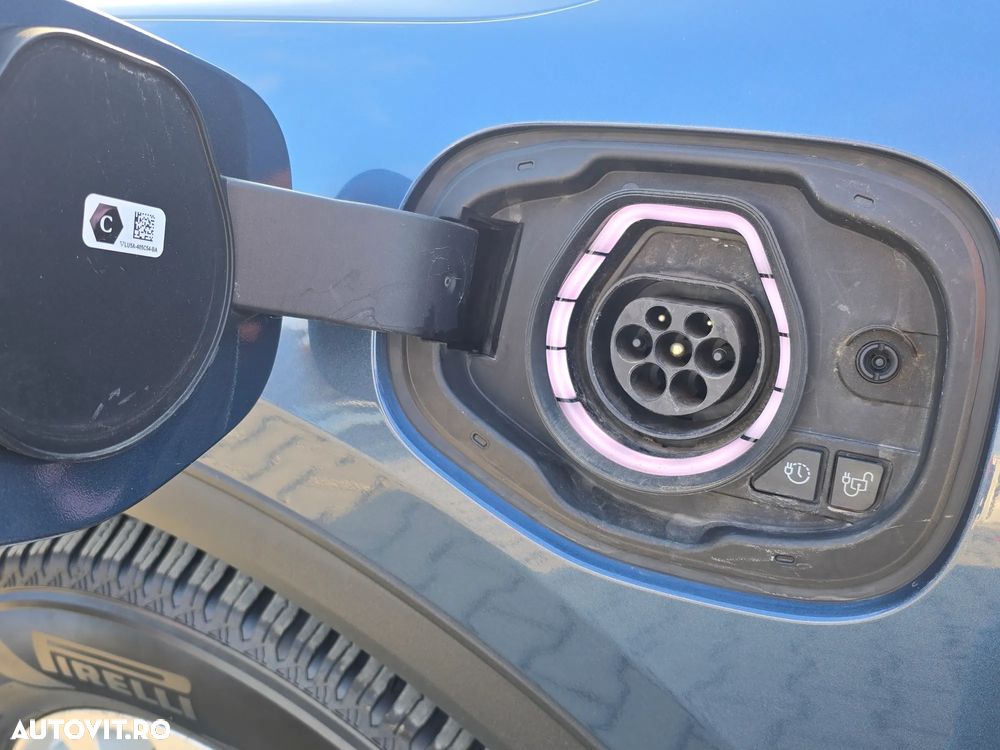 Ford Kuga 2.5 Duratec PHEV Titanium - 8