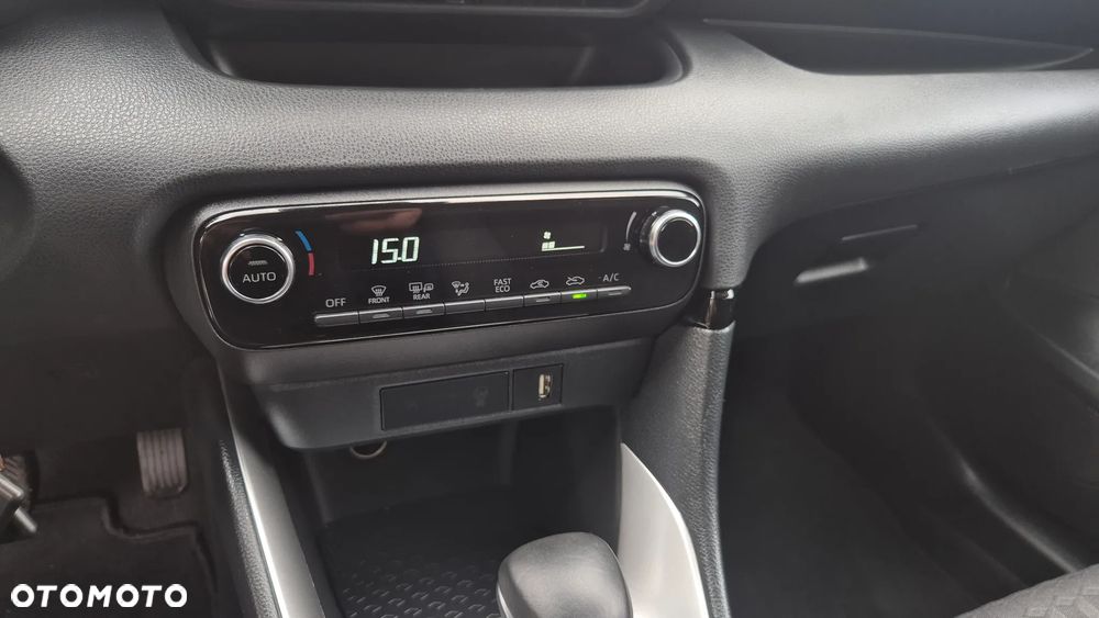 Toyota Yaris Hybrid 1.5 Comfort - 30