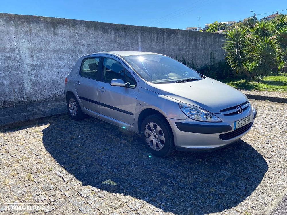 Peugeot 307 - 1