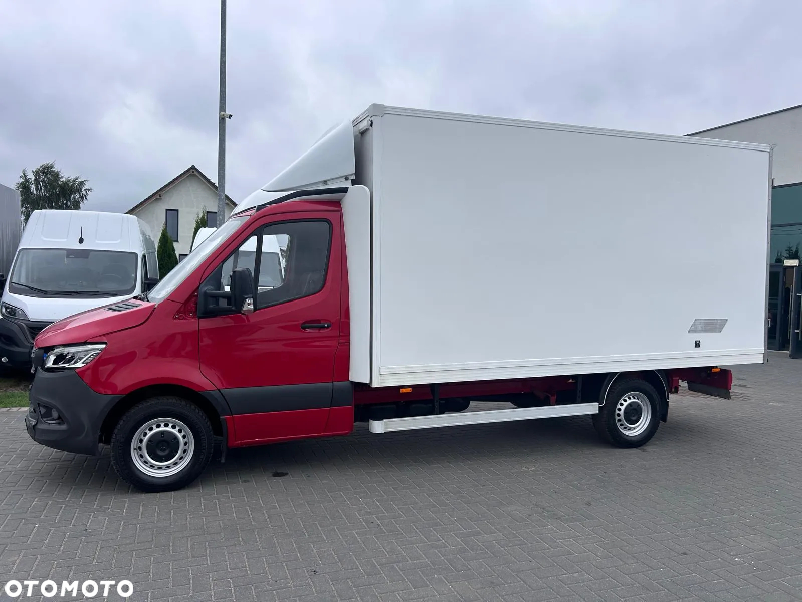 Mercedes-Benz Sprinter - 2