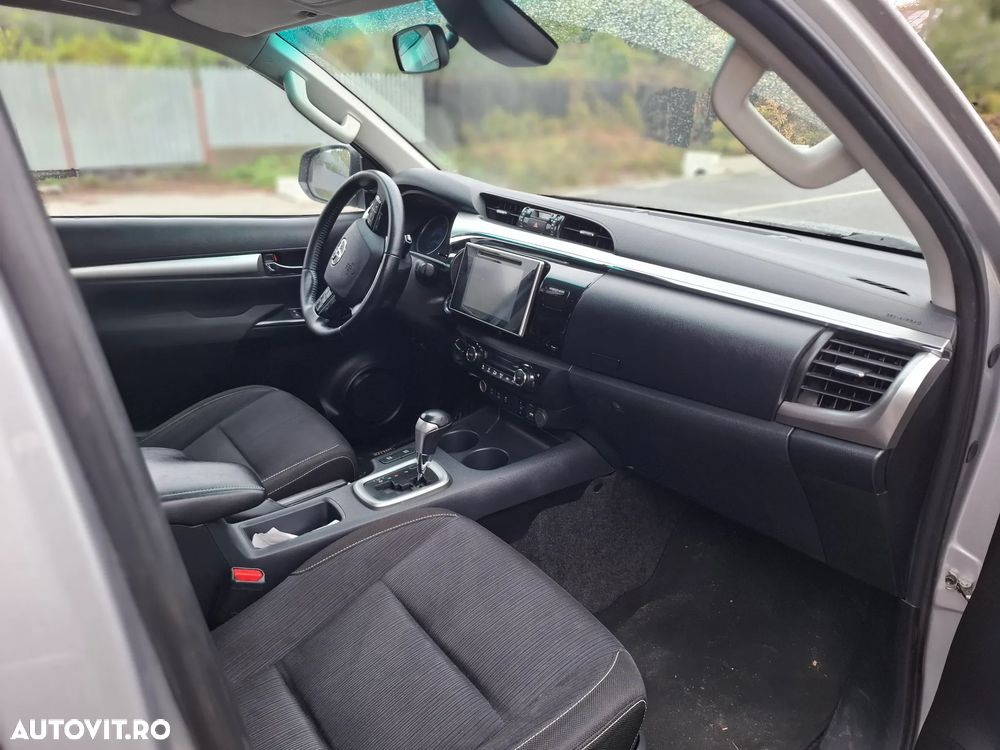 Toyota Hilux - 4