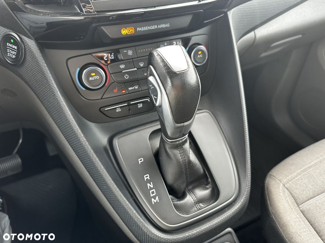 Ford Tourneo Connect Grand - 30