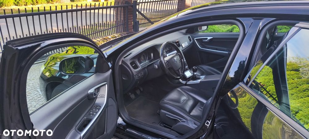Volvo V60 D4 Kinetic - 8