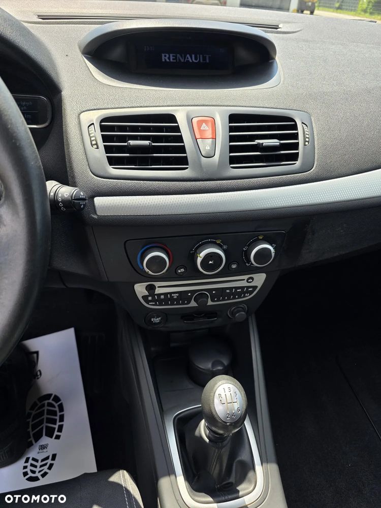 Renault Megane 1.9 dCi Privilege - 16