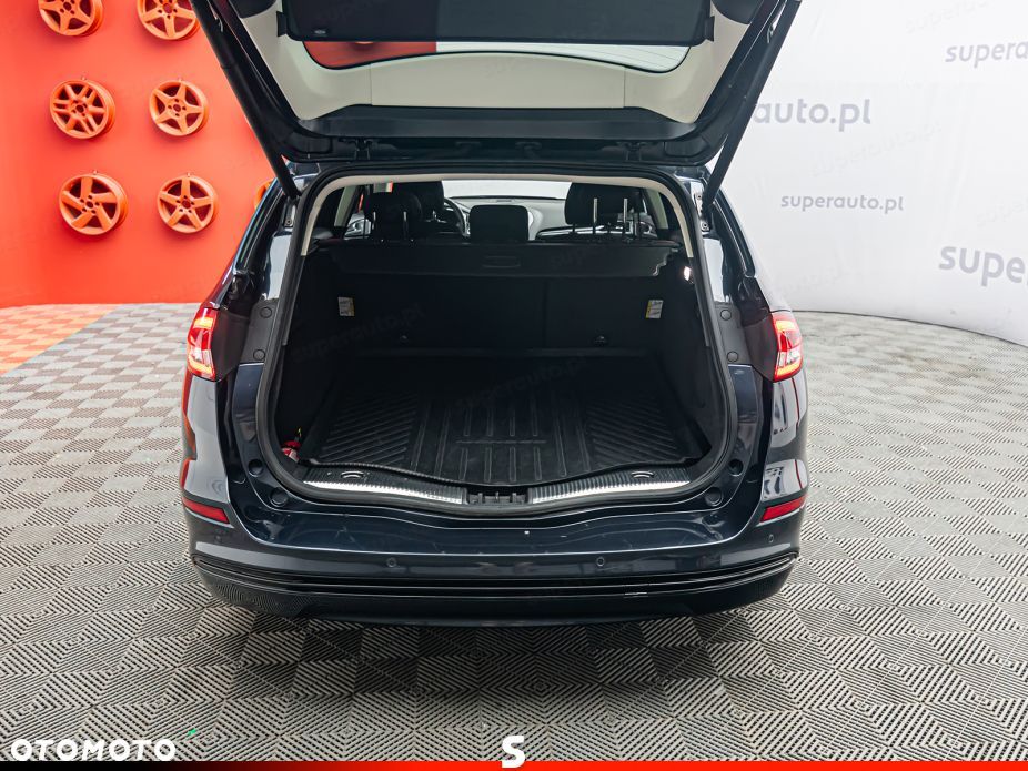 Ford Mondeo 2.0 EcoBlue Titanium - 24