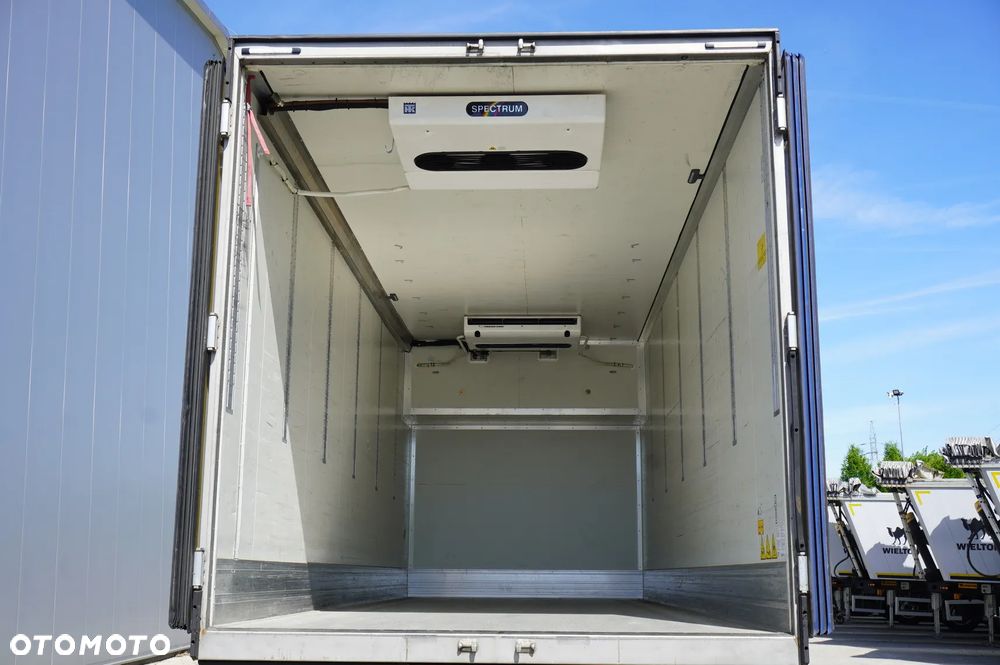 MAN TGX 26.470 6x2 / 80 tys km!! / 2023 / Chłodnia KRONE 18 EPAL / Thermoking T-1000 R Spectrum / Multitemperatura - 11