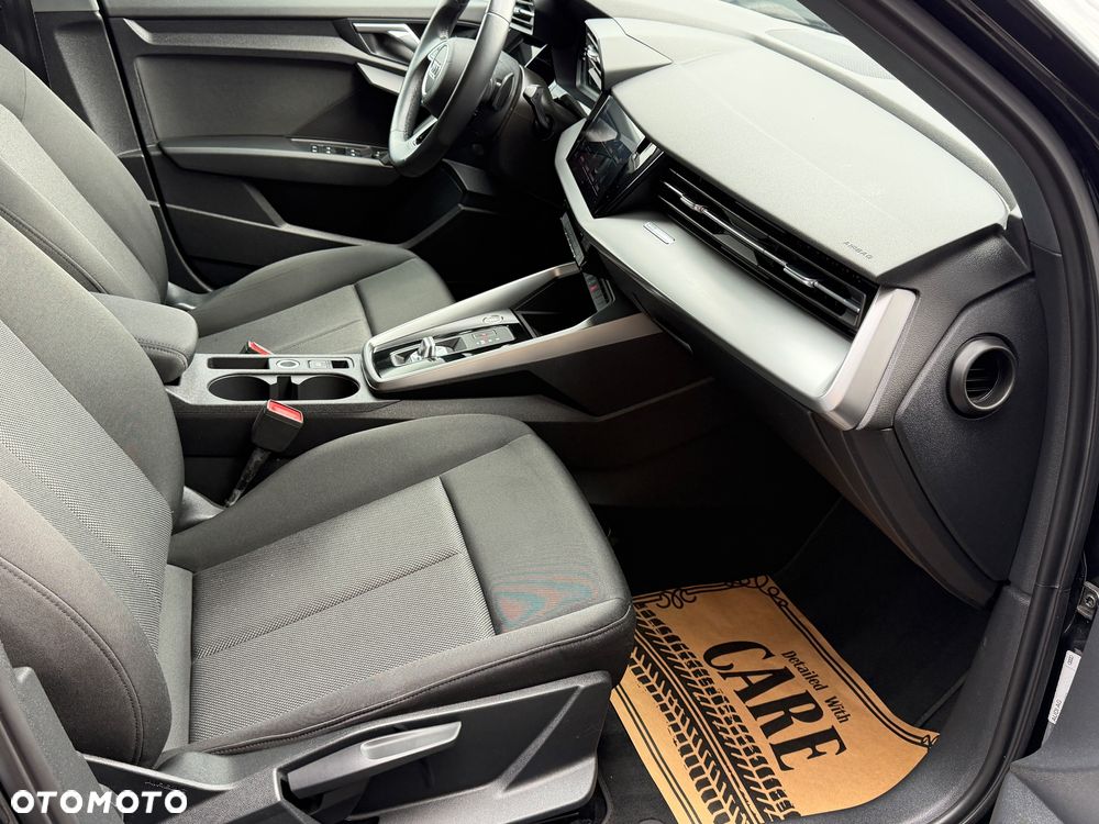 Audi A3 Sportback 1.5 TFSI Sport S tronic - 34