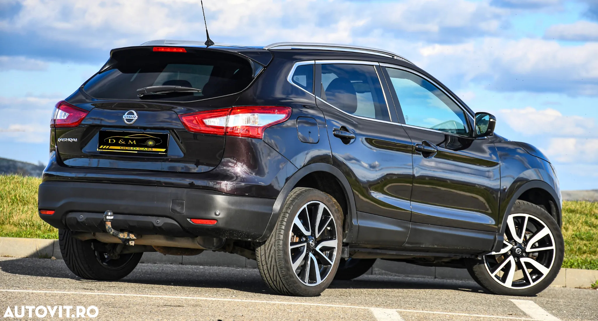 Nissan Qashqai 1.6 DCI ALL-MODE 4x4i TEKNA+ - 6