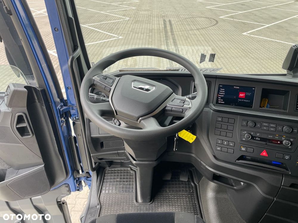 MAN TGX 26.520 6x2-2 LL CH - 17
