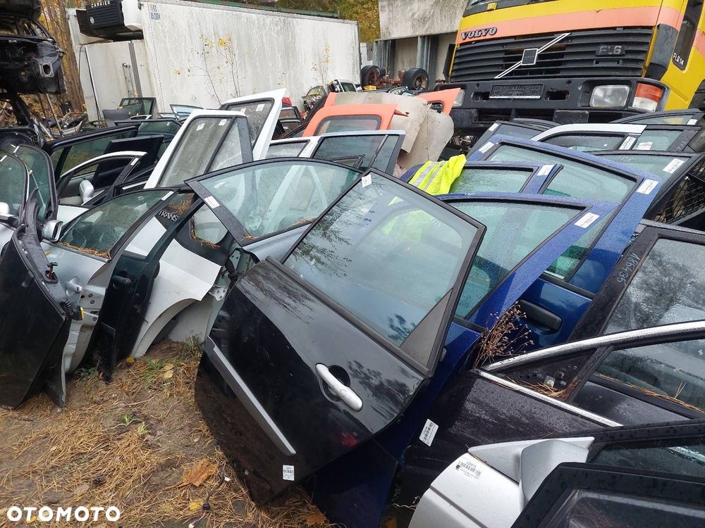 DRZWI KOMPLETNE LEWY TYŁ RENAULT SCENIC II NV676 - 6