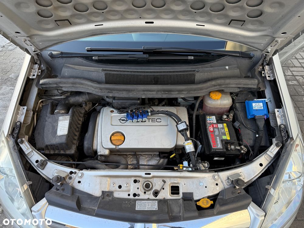 Opel Zafira 1.6 16V Comfort - 33