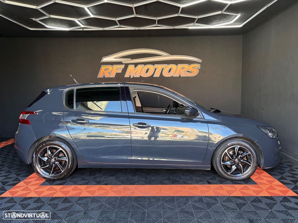 Peugeot 308 2014 photo 5
