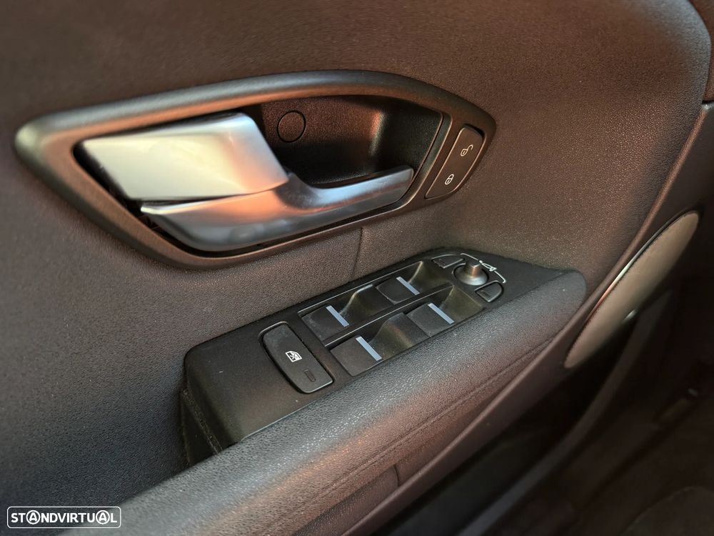 Land Rover Range Rover Evoque 2.0 eD4 SE Dynamic - 7