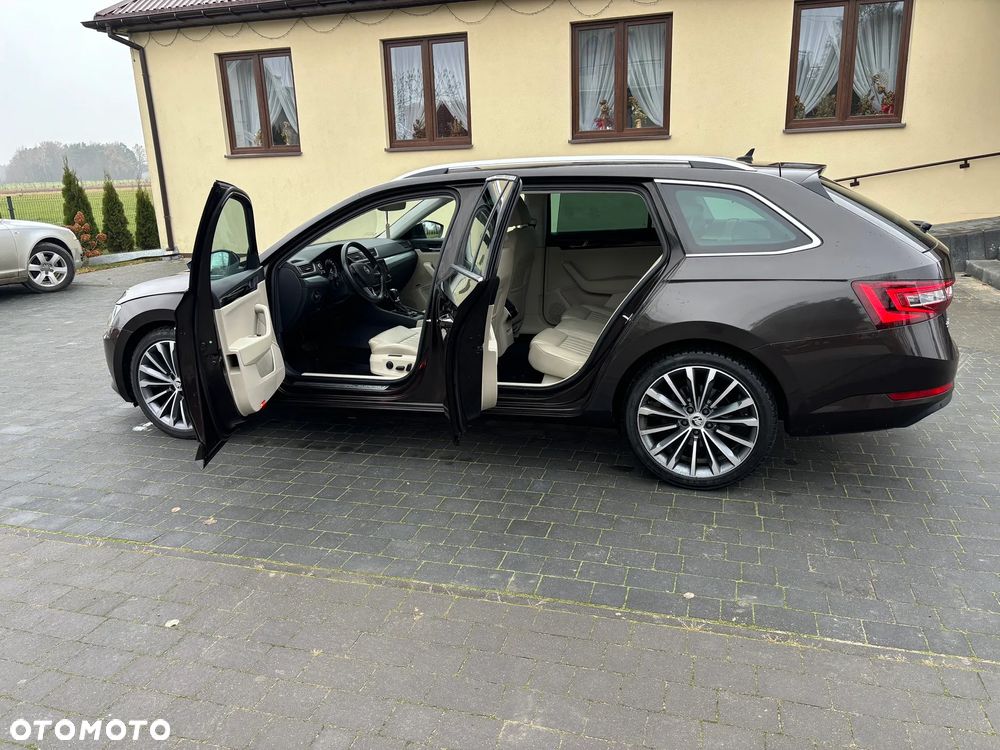 Skoda Superb 2.0 TDI L&K DSG7 - 17