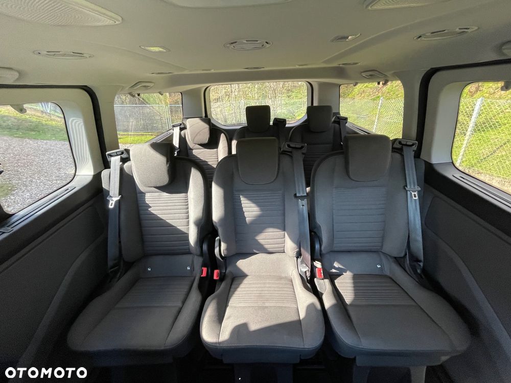 Ford Tourneo Custom 2.0 EcoBlue L2 Titanium - 16