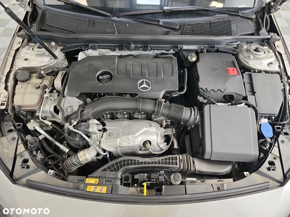 Mercedes-Benz Klasa A 220 4Matic 7G-DCT AMG Line - 13