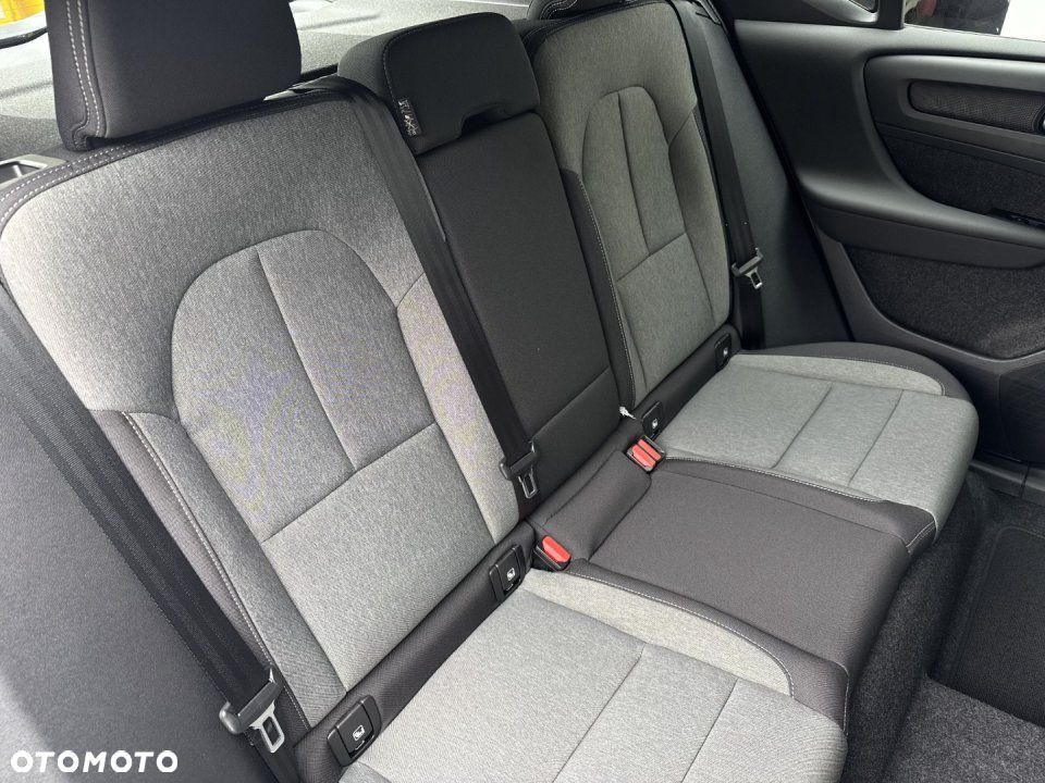 Volvo XC 40 - 11