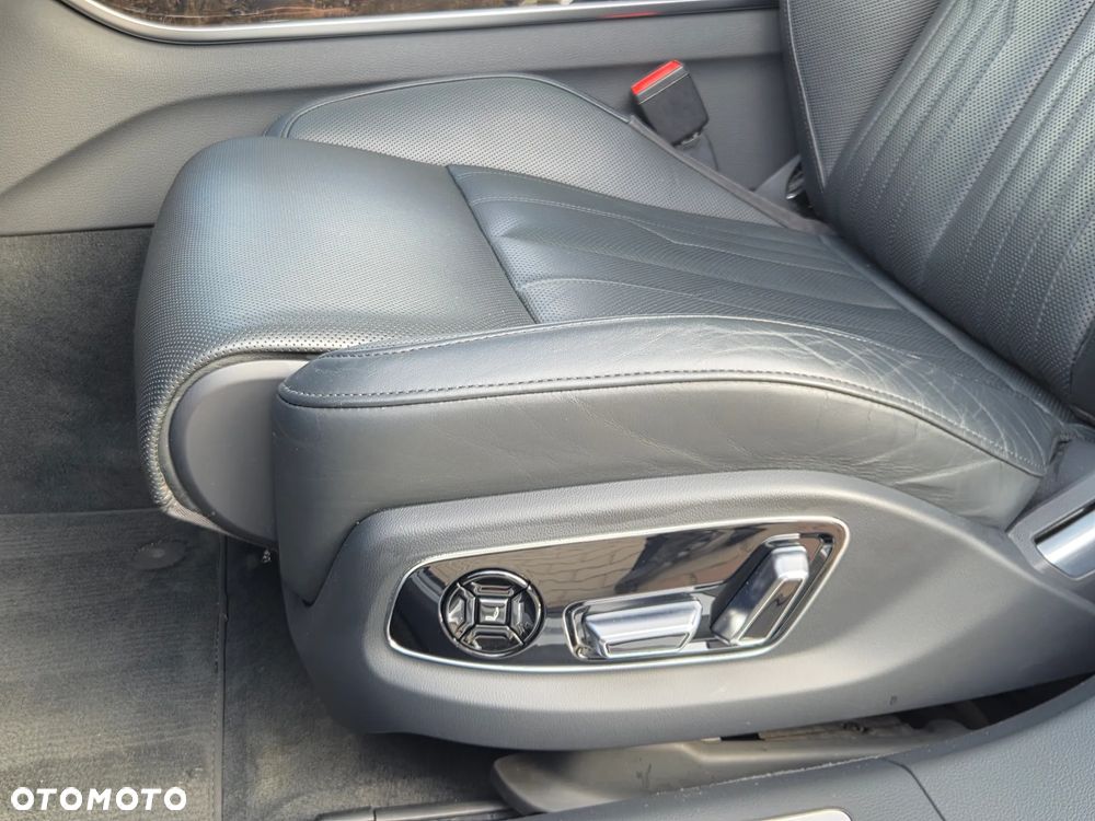 Audi A8 L 55 TFSI mHEV Quattro Tiptr - 17