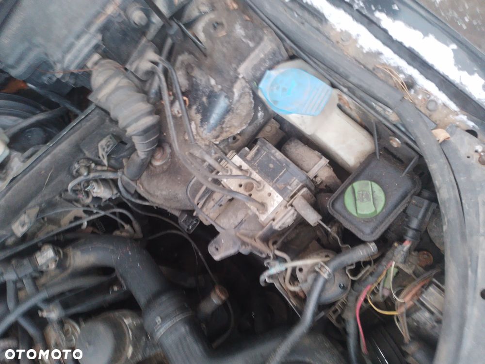 VOLKSWAGEN PASSAT B5 1.9TDI AWX LIFT 00 - 05   KRATKA NAWIEWU PRAWA LEWA ŚRODKOWA - 23